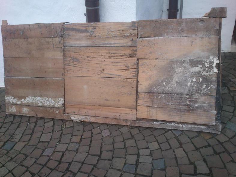 Rückseite Kirchenbank